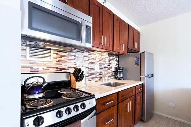 #1907 - The Ali'i Studio with Full Kitchen