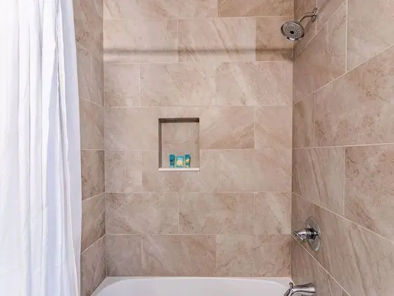 Daire (Wailea Ekahi 52B)