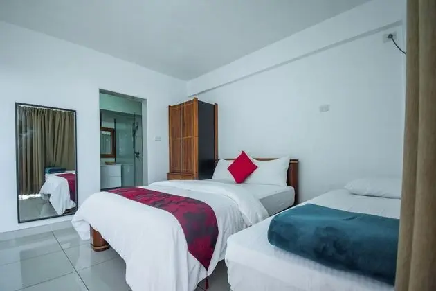 Deluxe Tek Büyük Yataklı Oda (Pool View)