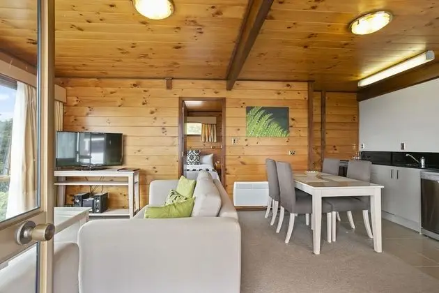 Luxury Villa, Şehir Manzaralı