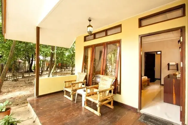 Bungalov, Bahçe Manzaralı