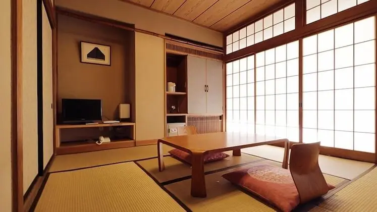 Traditional Oda, Bahçe Manzaralı (Japanese Style)
