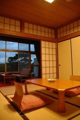 Traditional Oda, Dağ Manzaralı (Japanese Style)