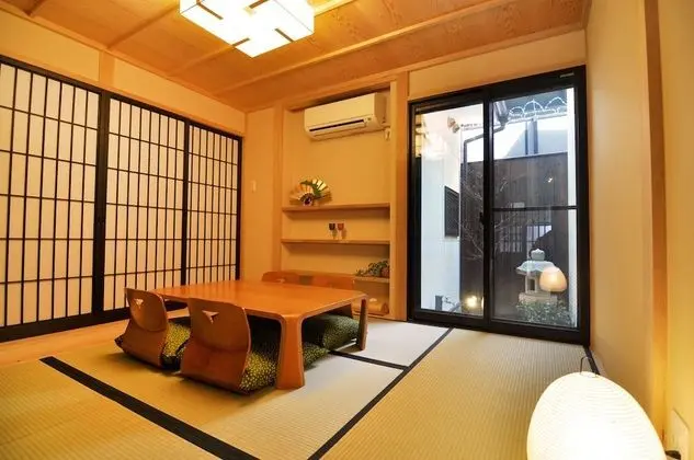 Traditional Ev (Japanese Style)