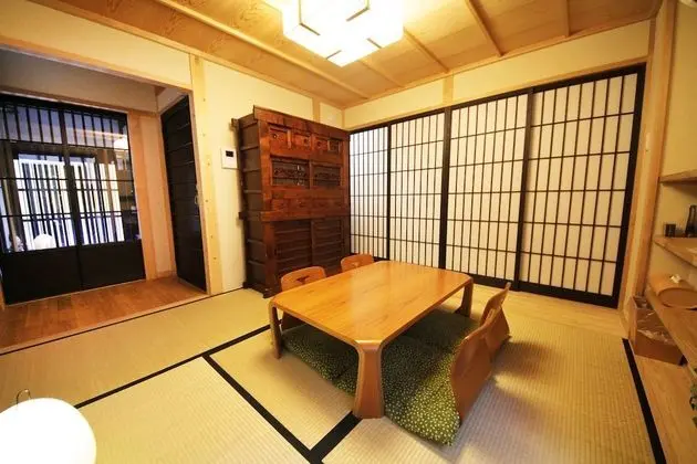 Traditional Ev (Japanese Style)