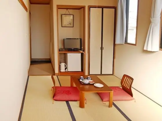 Traditional İki Ayrı Yataklı Oda, Sigara İçilebilir (Japanese Style)
