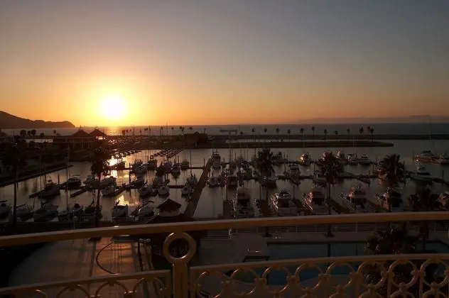 İki Ayrı Yataklı Oda, Sigara İçilmez, Balkon