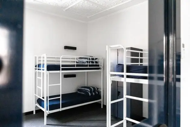 Ortak Ranzalı Oda, Plaj Manzaralı