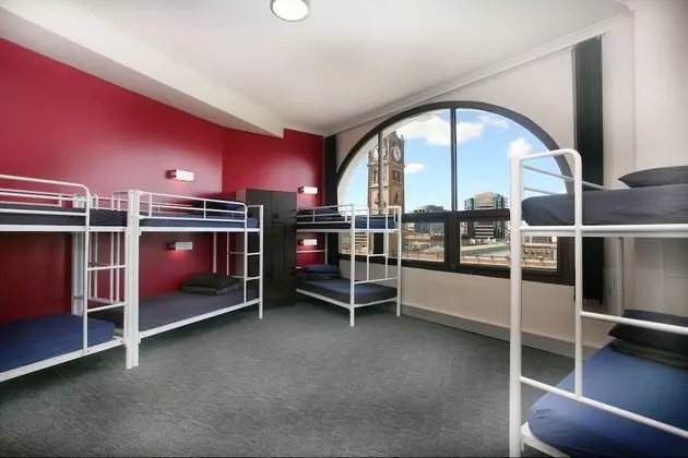 Ortak Ranzalı Oda, Karma Ranzalı Oda (Bed in 8-bed Mixed Dorm)