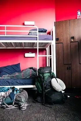 Ortak Ranzalı Oda, Karma Ranzalı Oda (Bed in 8-bed Mixed Dorm)