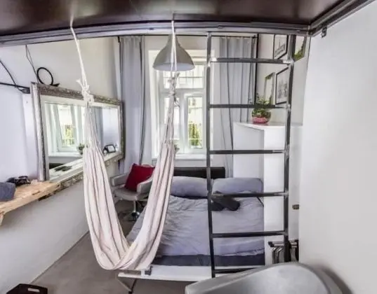 Comfort Dört Kişilik Oda, Ortak Banyo