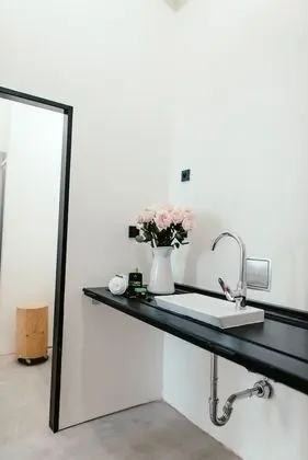 Tek Büyük Yataklı Oda, Ortak Banyo, Şehir Manzaralı