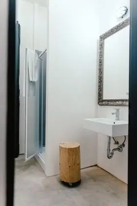 Tek Büyük Yataklı Oda, Ortak Banyo, Şehir Manzaralı