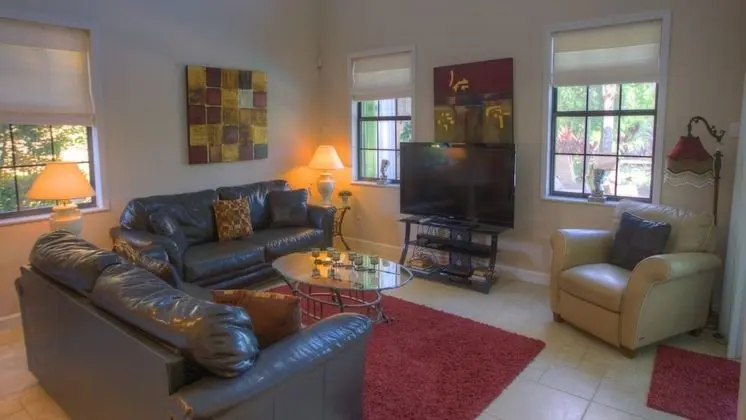 Signature 5 Bedroom Vacation Home with Pool