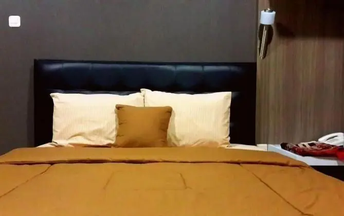 Tek Büyük veya İki Ayrı Yataklı Oda (Free Airport Shuttle)