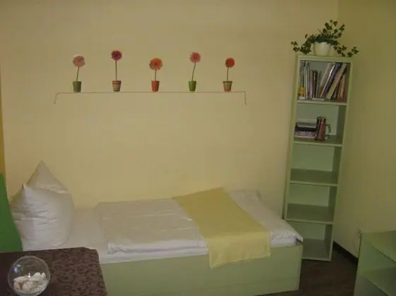 Apart Daire (Ground Floor 3 Right)