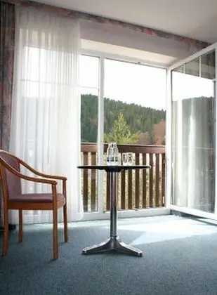 Classic Tek Büyük Yataklı Oda