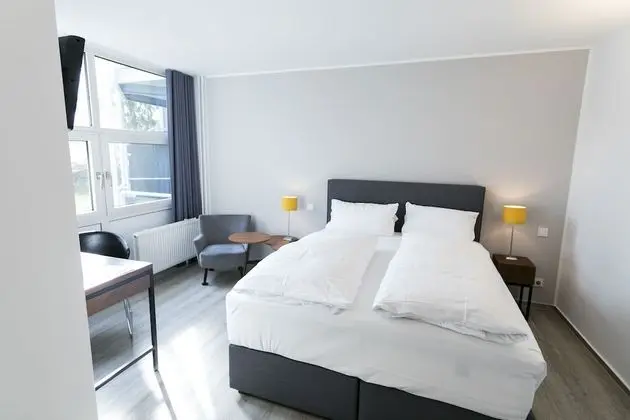 Comfort Tek Büyük Yataklı Oda