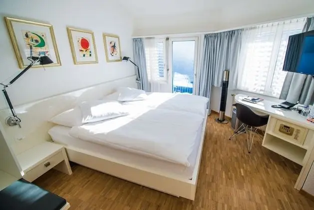 Comfort Tek Büyük Yataklı Oda