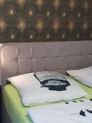 Classic Tek Büyük Yataklı Oda