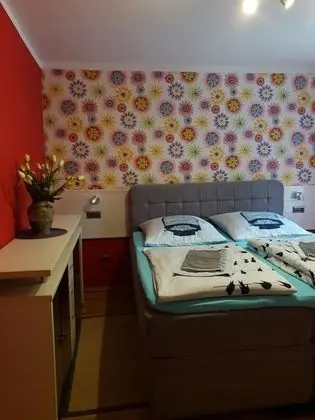 Classic Tek Büyük Yataklı Oda