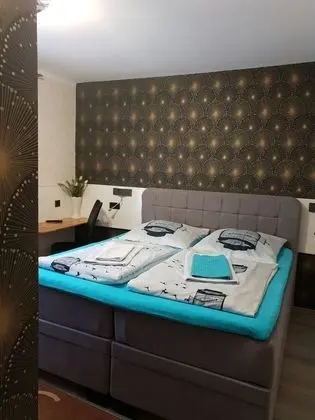 Classic Tek Büyük Yataklı Oda