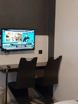 Classic Tek Büyük Yataklı Oda