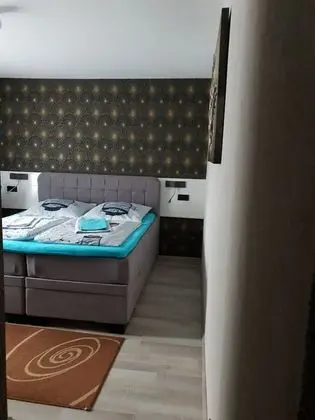 Classic Tek Büyük Yataklı Oda