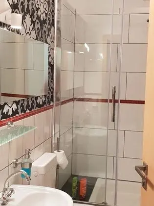 Classic Tek Büyük Yataklı Oda