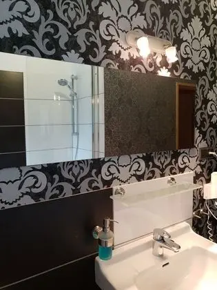 Classic Tek Büyük Yataklı Oda