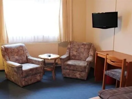 Superior Tek Büyük Yataklı Oda, Banyolu/Duşlu (3+14)