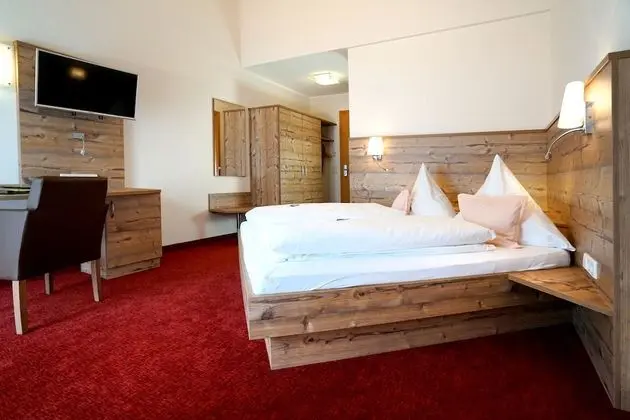 Comfort Tek Büyük Yataklı Oda