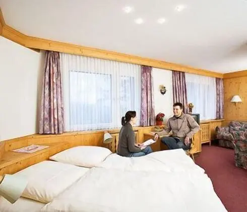 Premium Tek Büyük Yataklı Oda