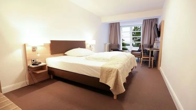 Standard Tek Büyük Yataklı Oda