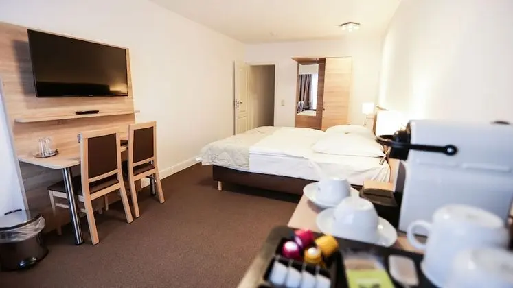 Standard Tek Büyük Yataklı Oda