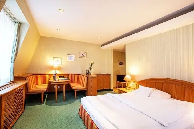 Tek Büyük Yataklı Oda