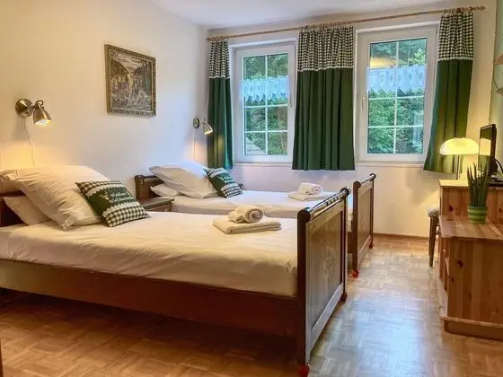 Comfort Tek Büyük Yataklı Oda