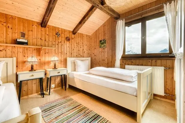 House (incl. Cleaning Fee, City Tax & Laundry Package)