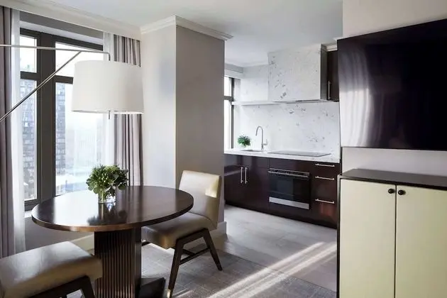 Süit, 1 En Büyük (King) Boy Yatak (Astoria King Suite)