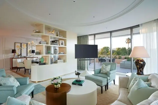 Villa, 1 En Büyük (King) Boy Yatak, Sigara İçilmez (Suite)