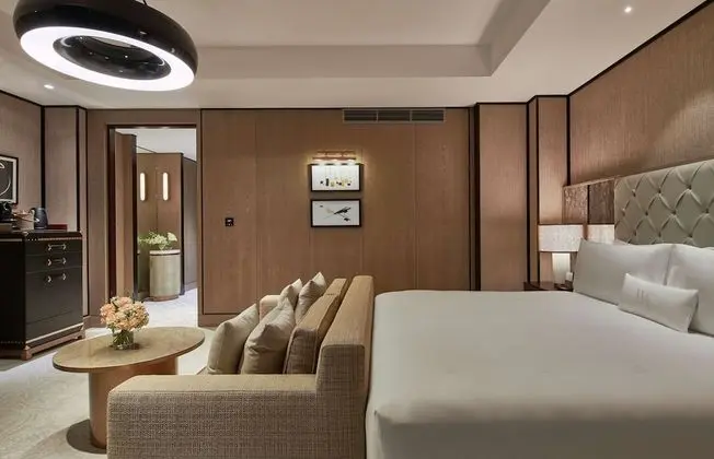 Deluxe Oda, 1 En Büyük (King) Boy Yatak (Skyline View)
