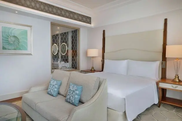 Palm Sea View King Deluxe Room
