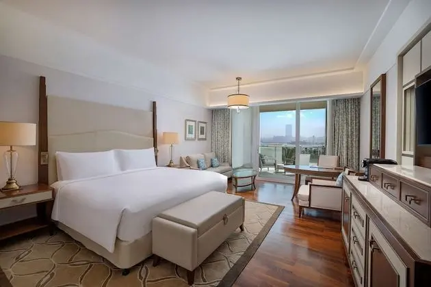Palm Sea View King Deluxe Room