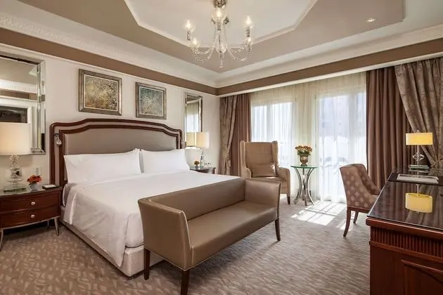 Deluxe Oda, 1 En Büyük (King) Boy Yatak (Grand)