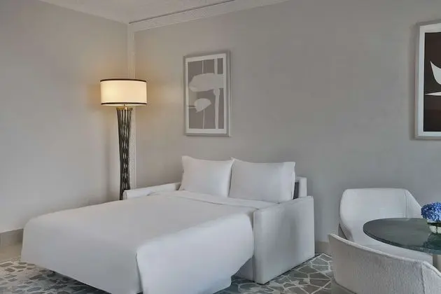 One Bedroom Ocean View Suite