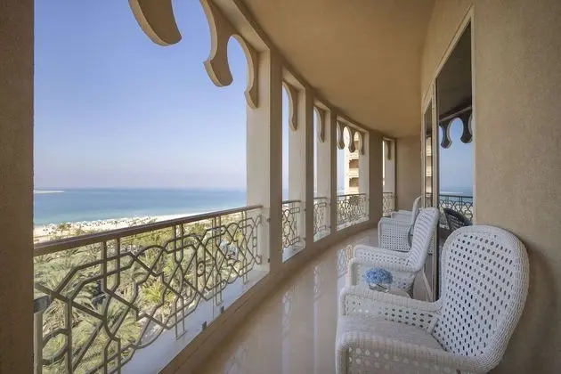 One Bedroom Ocean View Suite