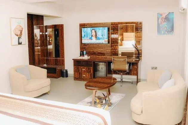 Luxury Oda, 1 Çift Kişilik Yatak, Sigara İçilmez, Şehir Manzaralı