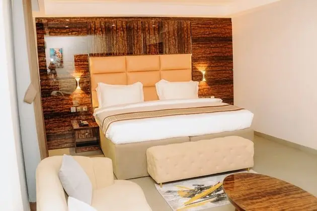 Luxury Oda, 1 Çift Kişilik Yatak, Sigara İçilmez, Şehir Manzaralı