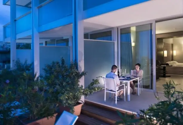Deluxe Süit, Teras, Deniz Manzaralı