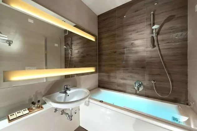 Deluxe Süit, Teras, Deniz Manzaralı